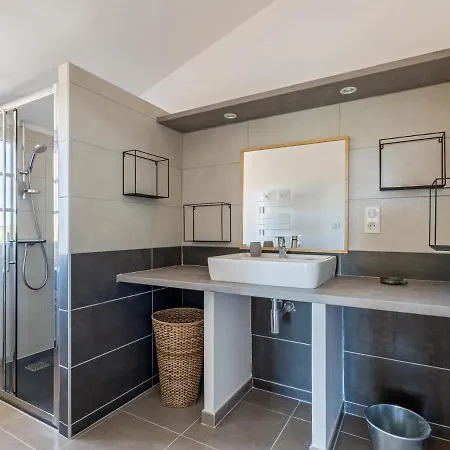 Feriehus Le Puech De Nalbe