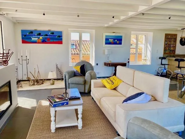 Le Puech De Nalbe * Villefranche-dʼAlbigeois