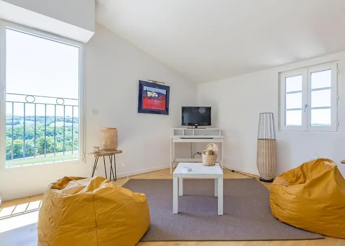 Le Puech De Nalbe * Villefranche-dʼAlbigeois