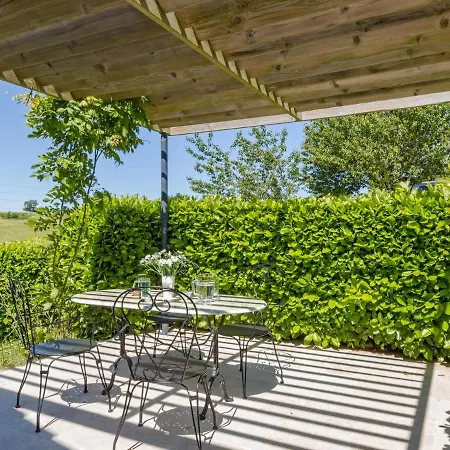 Le Puech De Nalbe Holiday home *