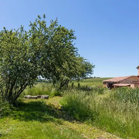 Holiday home Le Puech De Nalbe Villefranche-d'Albigeois