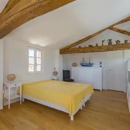 Le Puech De Nalbe Holiday home *